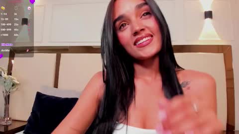 Jhoana  online show from October 10, 9:03 pm