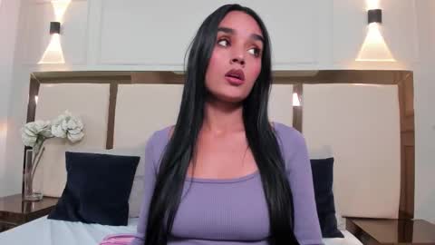 Jhoana  online show from October 20, 6:41 pm