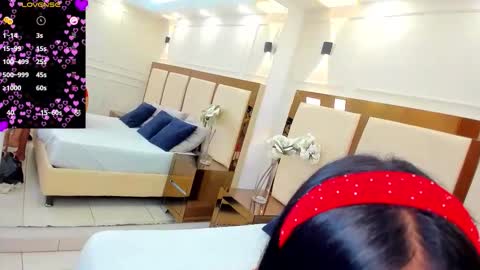 Jhoana  online show from October 30, 9:37 pm