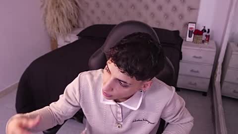 jhoanleandro online show from March 27, 5:13 am