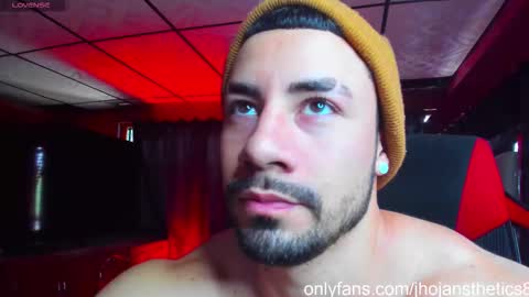 Snapshot of jhojansthetics chatting on October 9, 8:29 pm Jhojan Strong online show from October 9, 8:29 pm