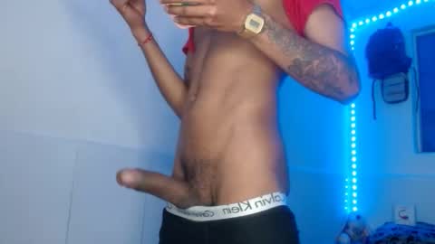 Snapshot of jhon_hot09 chatting on October 14, 4:52 pm jhon_hot09 online show from October 14, 4:52 pm