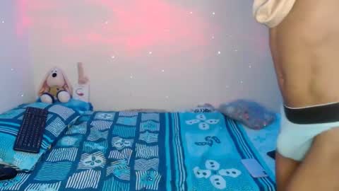 Snapshot of jhon_hot09 chatting on November 6, 5:14 pm jhon_hot09 online show from November 6, 5:14 pm