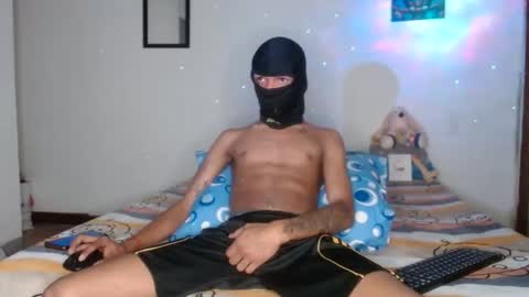 jhon_hot09 online show from December 4, 4:05 pm