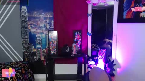 jhon_lot12 online show from April 9, 6:19 am