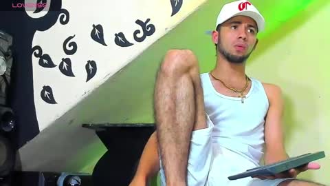 jhon_malo online show from April 18, 5:00 am