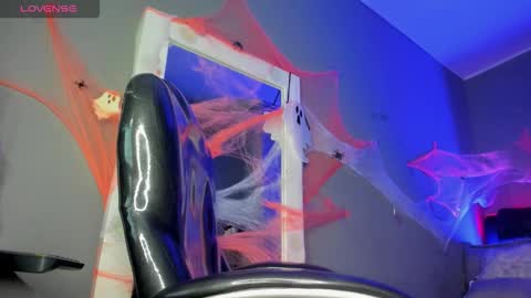 Jhon online show from October 9, 10:46 am