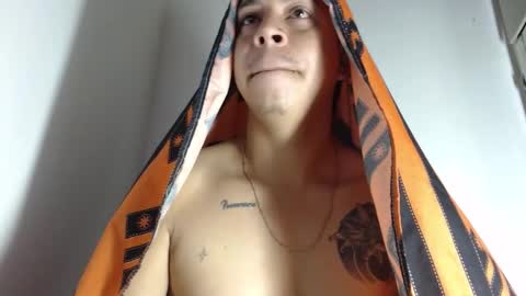 Snapshot of jhon_tommy chatting on October 21, 11:55 am jhon tommy online show from October 21, 11:55 am