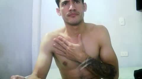 jhonduglas online show from November 27, 12:46 am