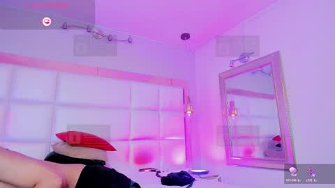 JHONNATHAN online show from April 8, 7:58 pm