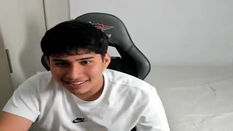 jhonny_dickm online show from September 28, 6:46 pm