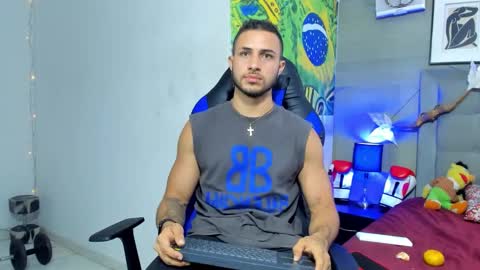 Snapshot of jhonny_flames7 chatting on November 2, 4:04 am jhonny online show from November 2, 4:04 am