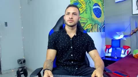 Snapshot of jhonny_flames7 chatting on November 3, 4:14 am jhonny online show from November 3, 4:14 am