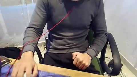 Snapshot of jhonnygoldendick chatting on December 3, 10:51 pm jhonnygoldendick online show from December 3, 10:51 pm