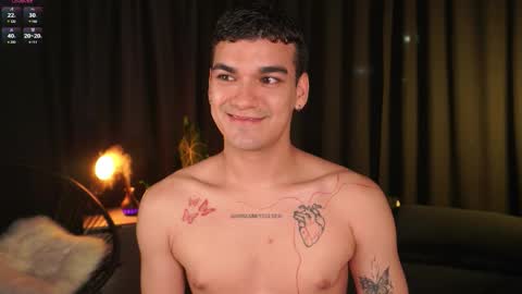 Jhonny  online show from November 18, 2:39 am