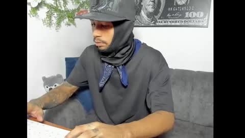 Snapshot of jhonson821 chatting on November 6, 6:47 am jhonson821 online show from November 6, 6:47 am