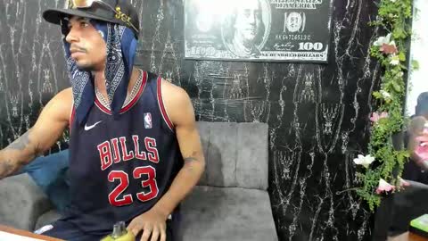 Snapshot of jhonson821 chatting on November 20, 5:56 pm jhonson821 online show from November 20, 5:56 pm