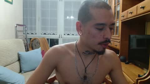 Snapshot of jhonsson_ chatting on November 13, 5:23 pm jhonsson_ online show from November 13, 5:23 pm