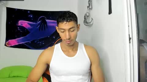 jhosep_hamilton online show from September 17, 7:04 pm