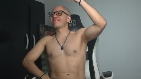 Jhx online show from April 11, 10:36 pm