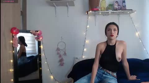 Snapshot of jia_miller02 chatting on July 29, 9:46 pm Emma online show from July 29, 9:46 pm