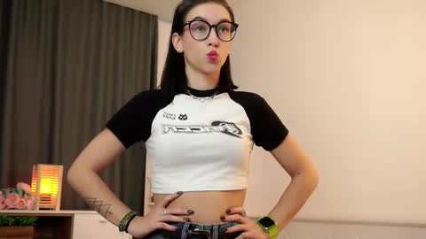 Mari online show from November 15, 10:01 am