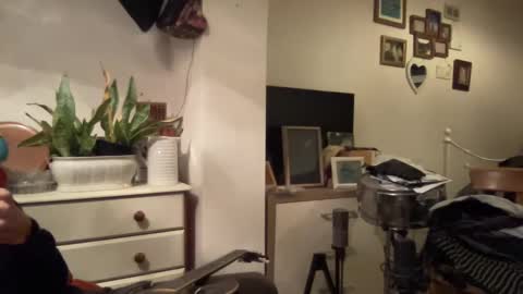 Snapshot of jiggz1986 chatting on December 29, 5:44 pm Jigz1986 online show from December 29, 5:44 pm