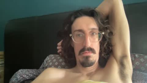 Snapshot of jiggz1986 chatting on January 2, 12:46 pm Jigz1986 online show from January 2, 12:46 pm