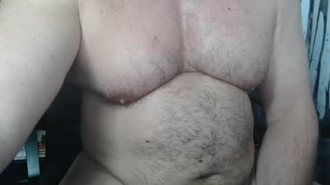 Snapshot of jimbeefbear chatting on June 28, 1:17 pm Jim online show from June 28, 1:17 pm