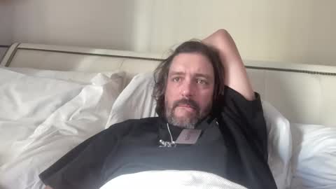 Snapshot of jimboo400 chatting on November 3, 8:21 pm jimboo400 online show from November 3, 8:21 pm