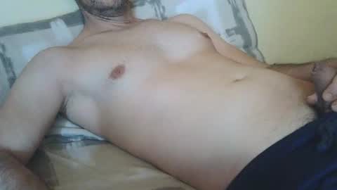 Snapshot of jimboyxxx00 chatting on January 25, 12:58 pm jimboyxxx00 online show from January 25, 12:58 pm