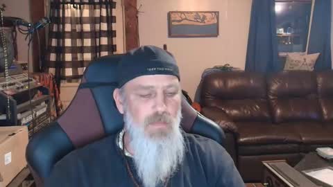 Snapshot of jimdachin420 chatting on March 2, 5:52 am jimmy mac online show from March 2, 5:52 am