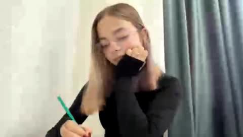 Snapshot of jimmiesobczynski chatting on October 17, 7:33 am Steff online show from October 17, 7:33 am