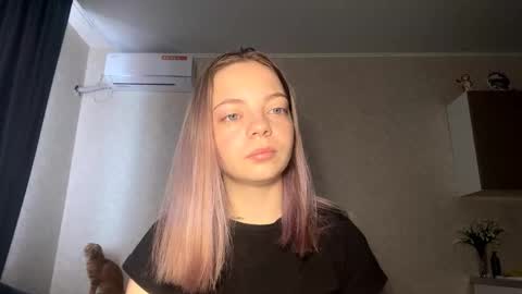 Snapshot of jimmiesobczynski chatting on November 3, 7:09 am Steff online show from November 3, 7:09 am