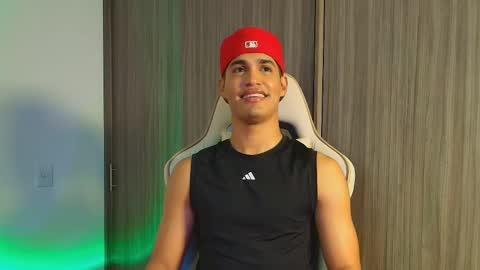 Snapshot of jimmy_leeh_ chatting on November 10, 4:22 am Jimmy Leeh online show from November 10, 4:22 am