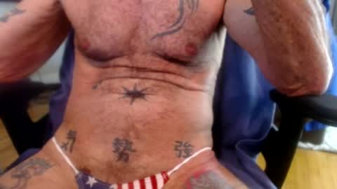 Snapshot of jimshard7x6 chatting on July 20, 8:33 pm cock model bathing suit model online show from July 20, 8:33 pm