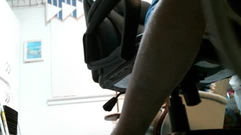 jimwellhung online show from March 6, 4:09 am