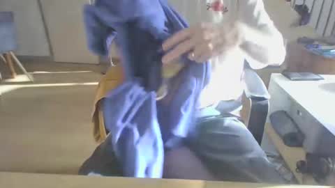 Snapshot of jin16000 chatting on September 26, 3:49 pm jin16000 online show from September 26, 3:49 pm