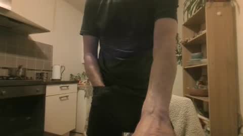 Snapshot of jin16000 chatting on November 25, 12:10 am jin16000 online show from November 25, 12:10 am