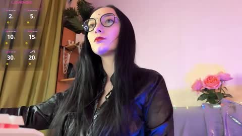 Snapshot of jinhee_noir chatting on December 1, 10:42 am Jinhee Noir online show from December 1, 10:42 am