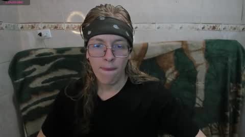 Snapshot of jinnbook chatting on February 9, 4:16 am JinnBook online show from February 9, 4:16 am