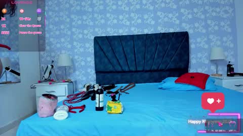 Snapshot of jisooluv chatting on October 18, 7:25 pm jisooluv online show from October 18, 7:25 pm