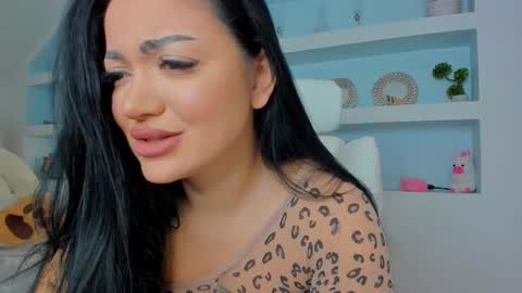 Juliee online show from October 8, 7:06 am