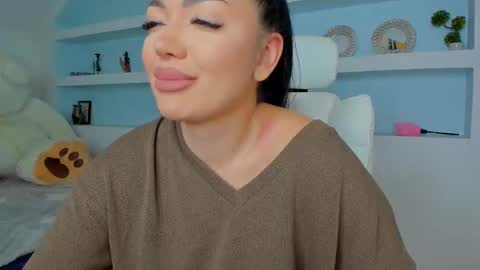 Juliee online show from October 28, 7:38 pm