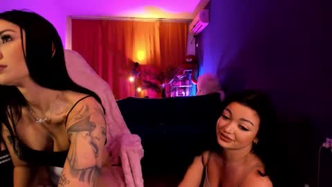 Juliee online show from February 14, 9:06 am