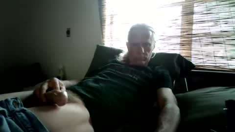 jizzmitten5 online show from June 21, 6:54 pm