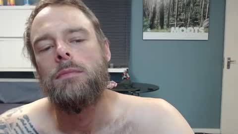 JamesJan van Rebel online show from January 11, 2:49 am