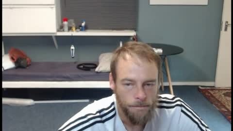 JamesJan van Rebel online show from March 30, 2:45 am