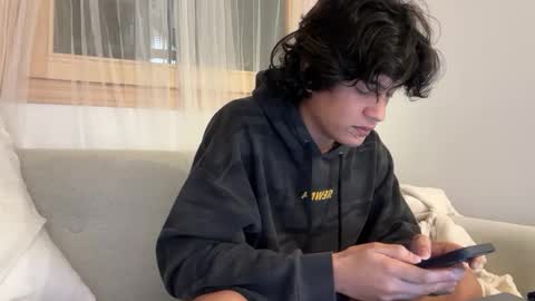 Jjayoo online show from April 2, 12:03 pm