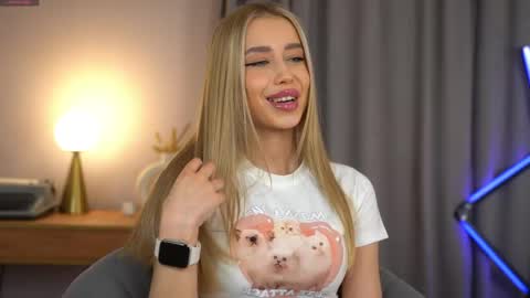 Jenny online show from March 30, 8:15 am